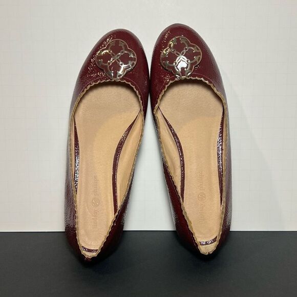 Womens ANNA Burgundy by LINDSAY PHILLIPS Patent Leather Ballet Flats / Size 7.5 - Picture 6 of 9
